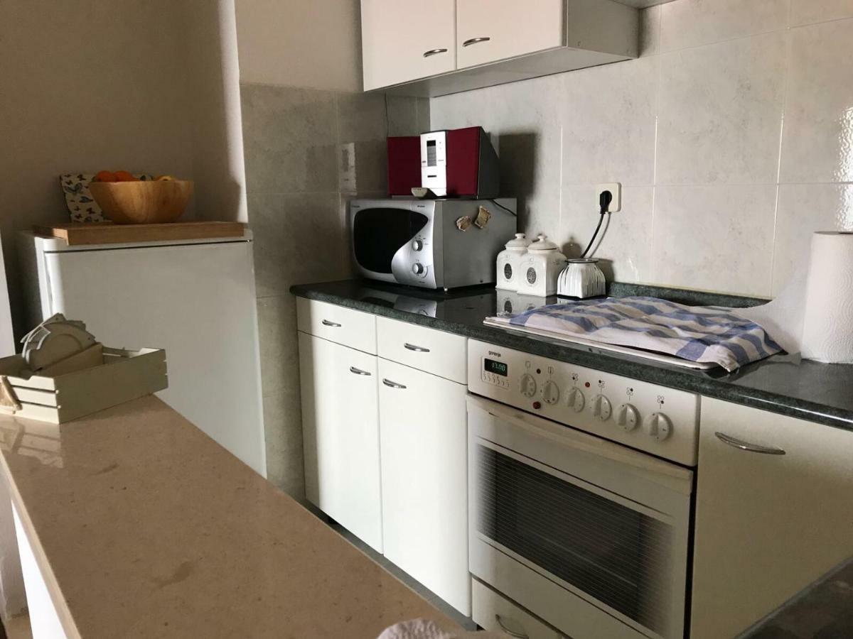 Beach Apartmant Postira Eksteriør billede